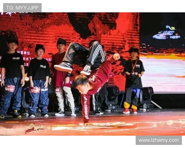 全国街舞大赛点评成都攀岩队在节奏表现上的独特魅力与创新风格分析