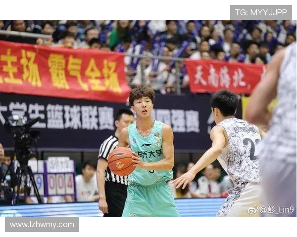 杭州篮球队在全国锦标赛积分榜上以50分稳居第一名展现强劲实力