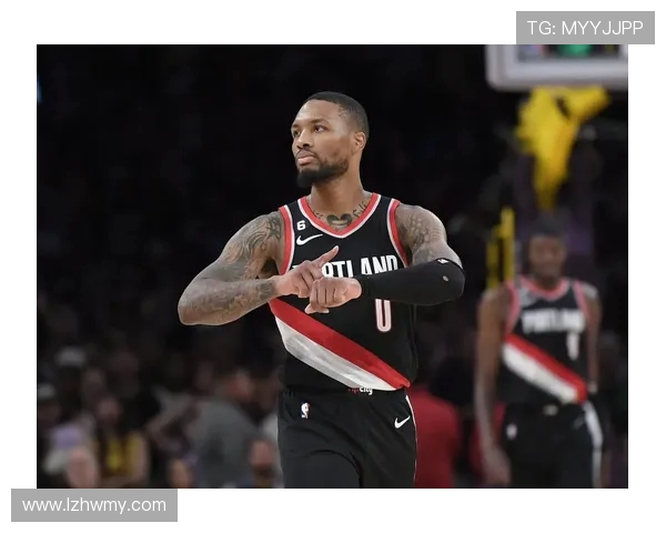 达米安利拉德：从球场巨星到社会影响力的多重角色探索