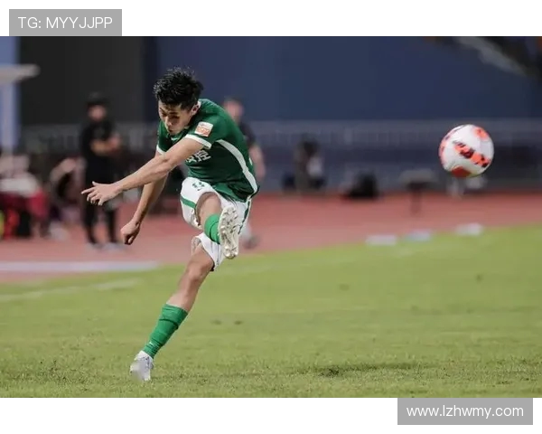 深圳极限运动队速度之争引发热议运动员表现与安全隐患的双重考量